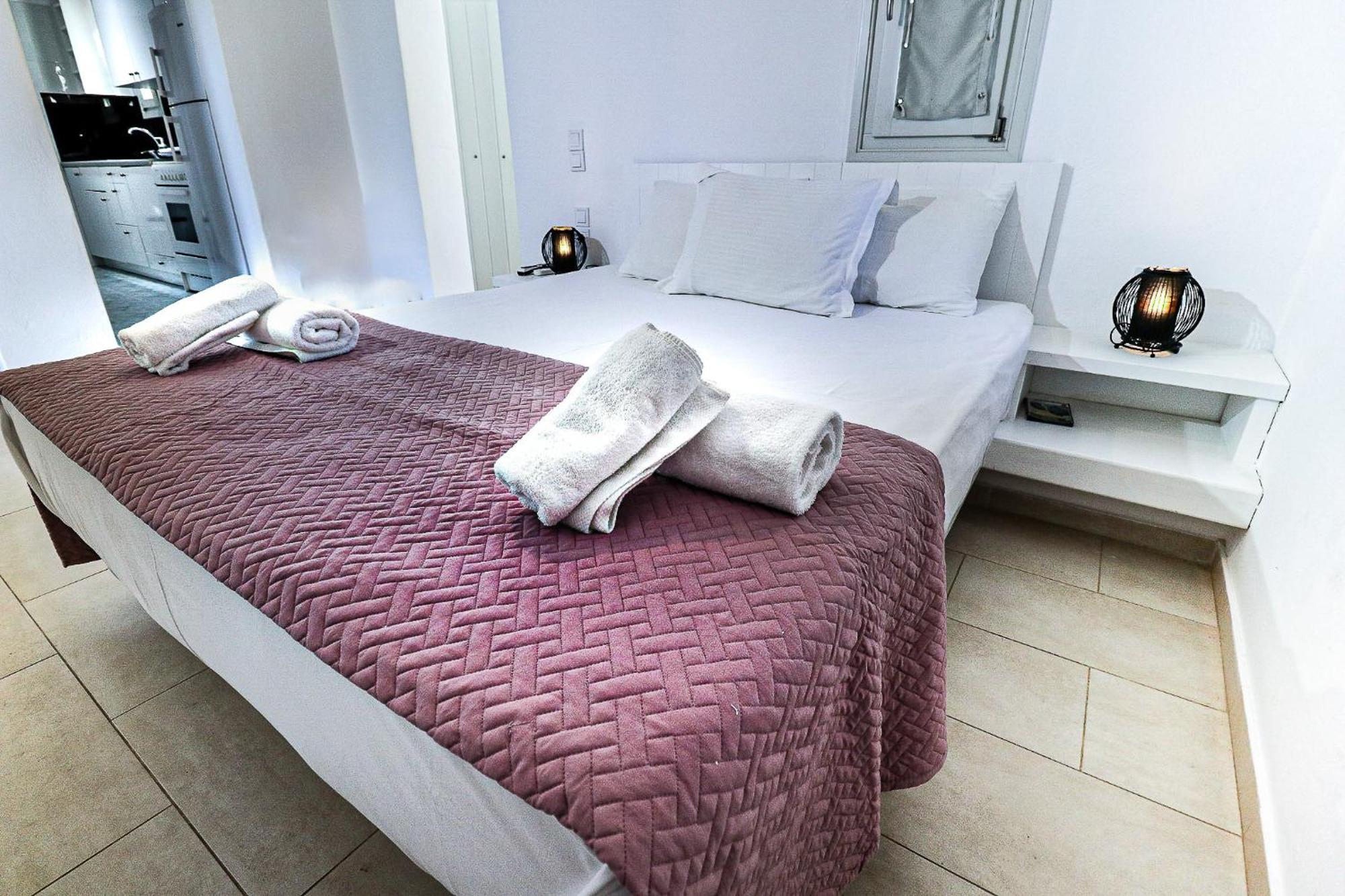 Mika Bungalows Náousa Buitenkant foto